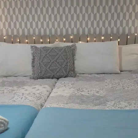 Victoria House Rivera *